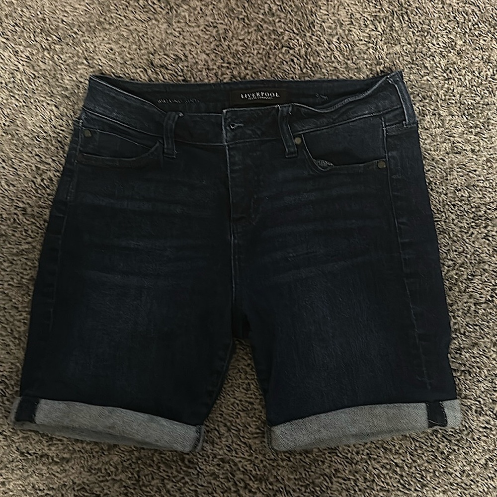 Liverpool Jean shorts size 6